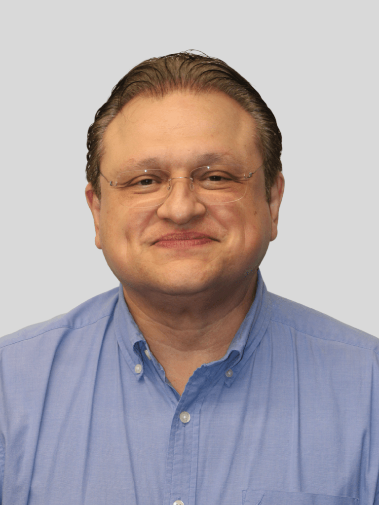 DIMSA executive team member, operations director with 35 years of finance and administrative experience in Mexico.