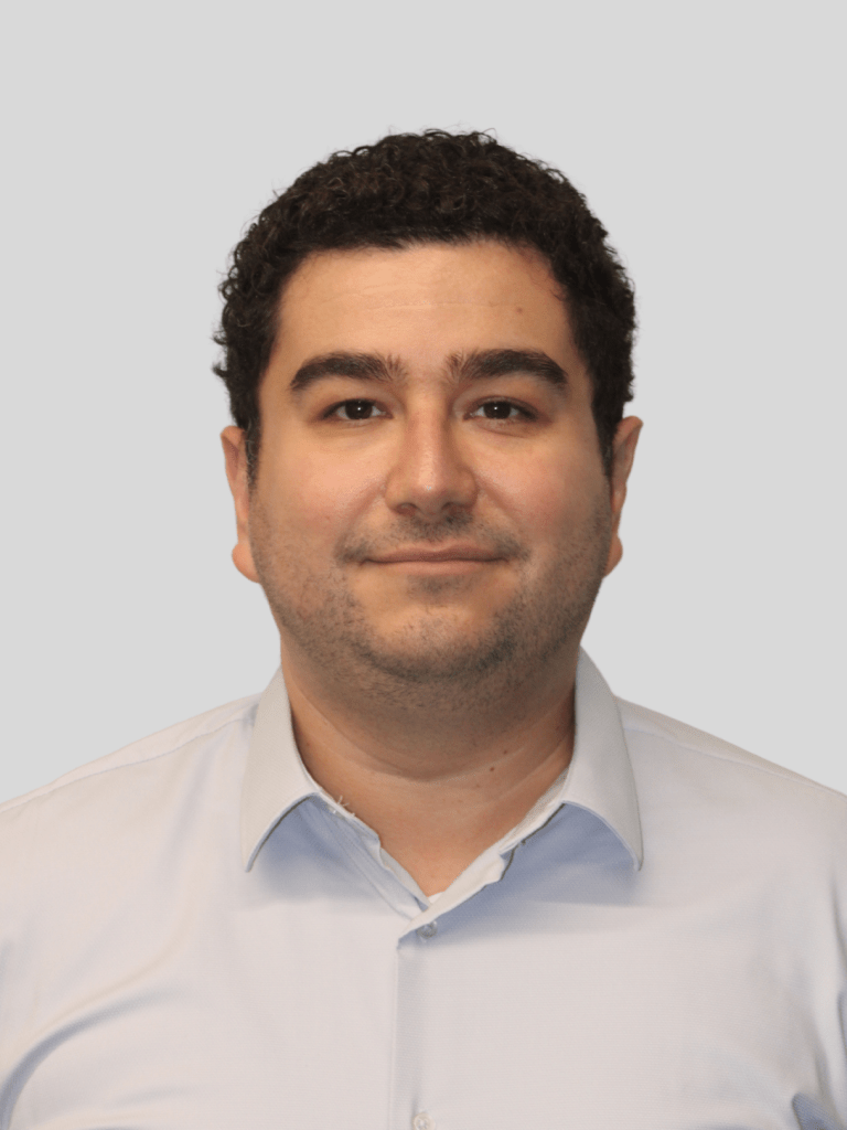 DIMSA import/export manager coordinating customs and trade compliance in Mexico.