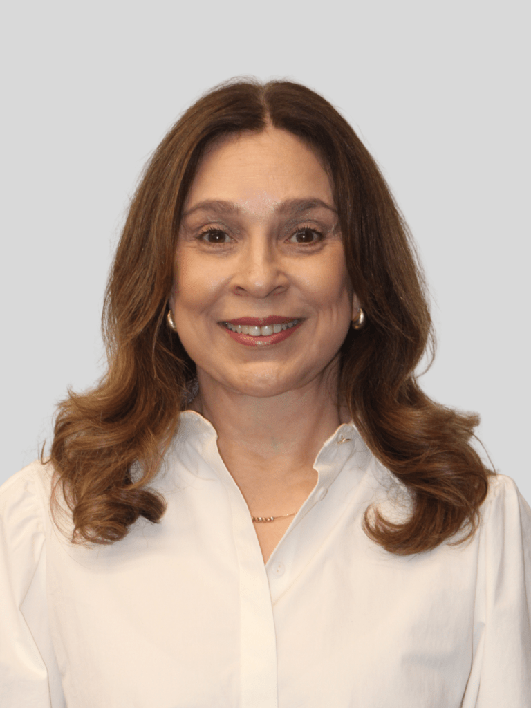 DIMSA human resources manager supporting recruitment and labor law compliance in Mexico.