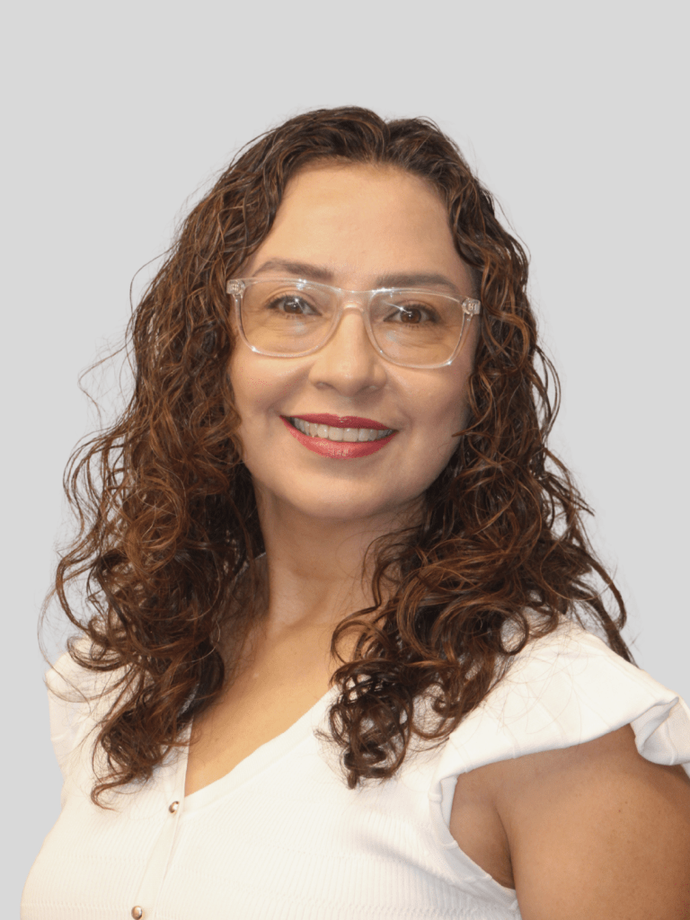 DIMSA payroll manager overseeing payroll services and IMSS compliance in Mexico.”